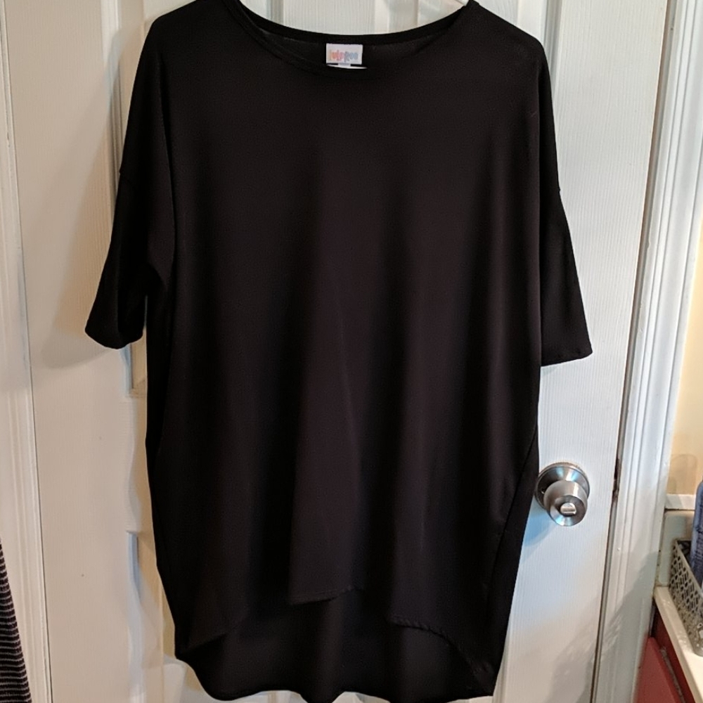 Small solid black Lularoe Irma like new